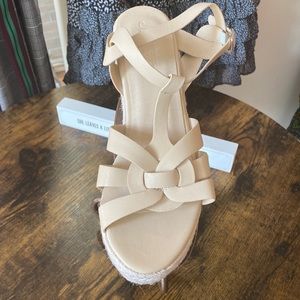 Women Tan Espadrilles Size 40 (8 1/2 - 9)